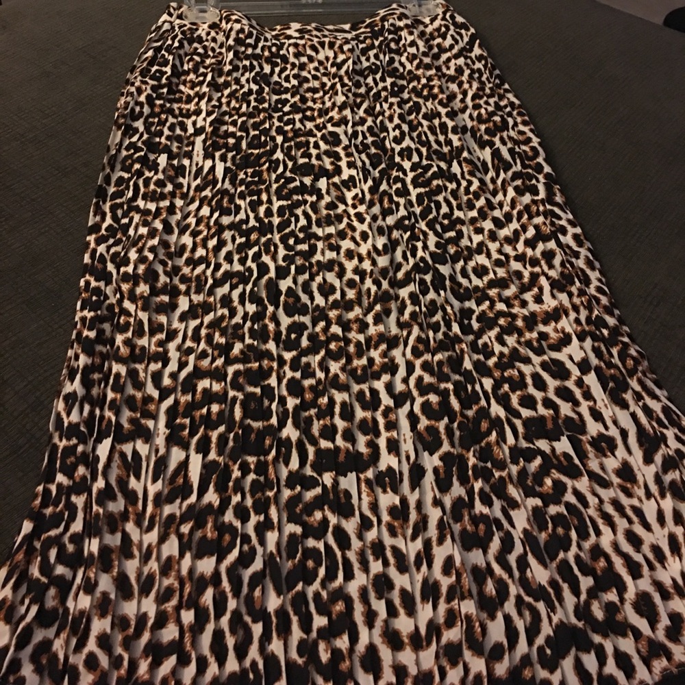 Express Leopard  Pleated Pencil Skirt