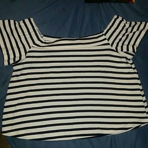 Loose off the shoulder shirt