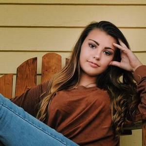 Meet your Posher, Haleigh