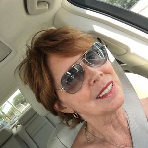 Meet your Posher, Anne-marie