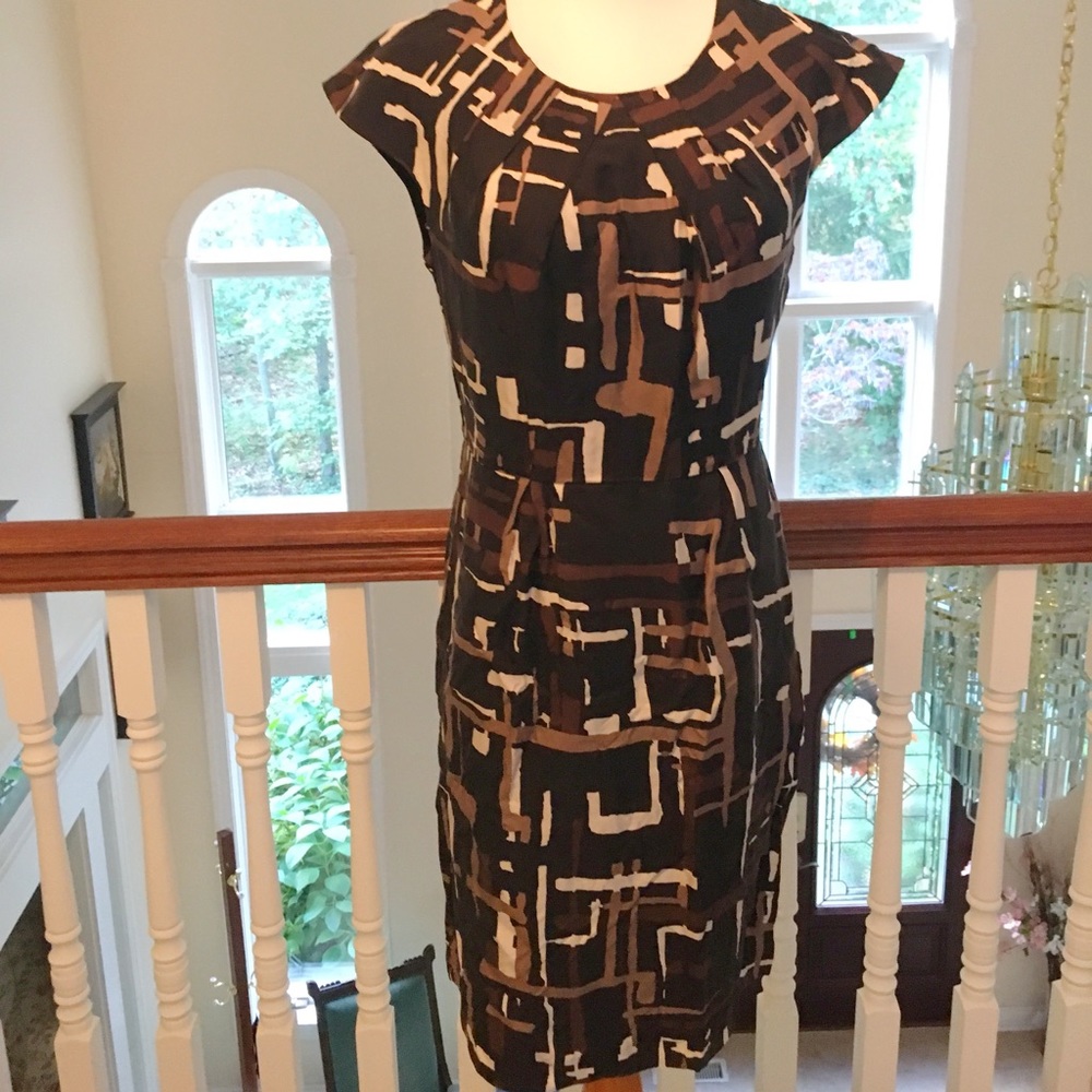 Black and brown sheath dress