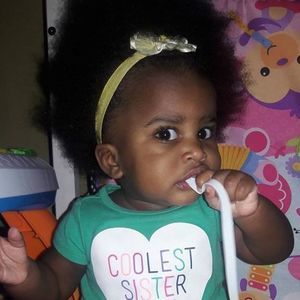 Meet your Posher, Cora'