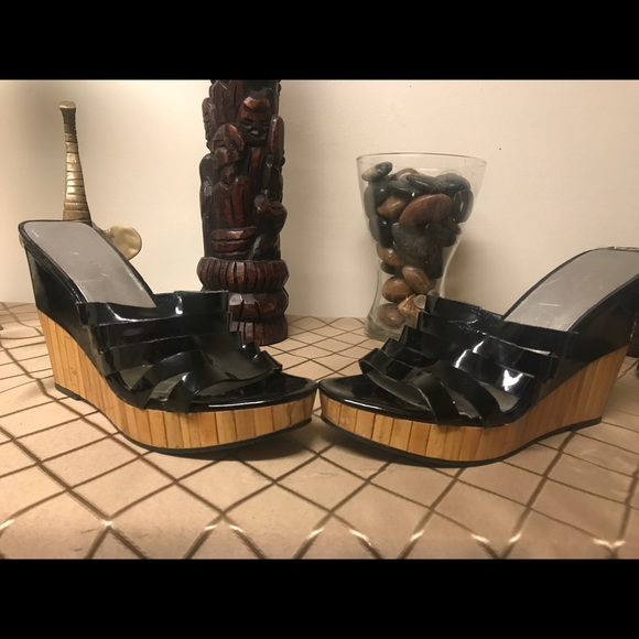 9 West slide in sandals - Picture 2 of 3