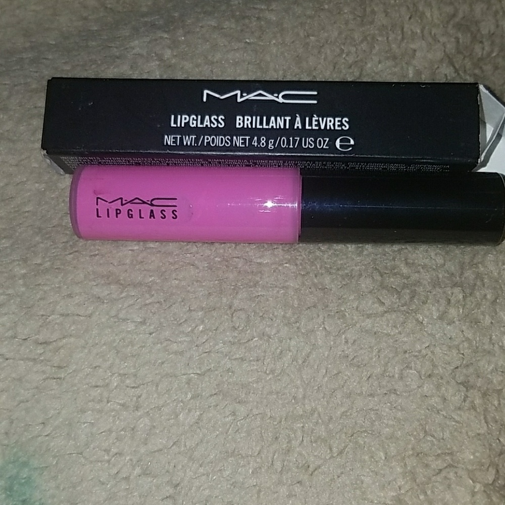 MAC Lipglass