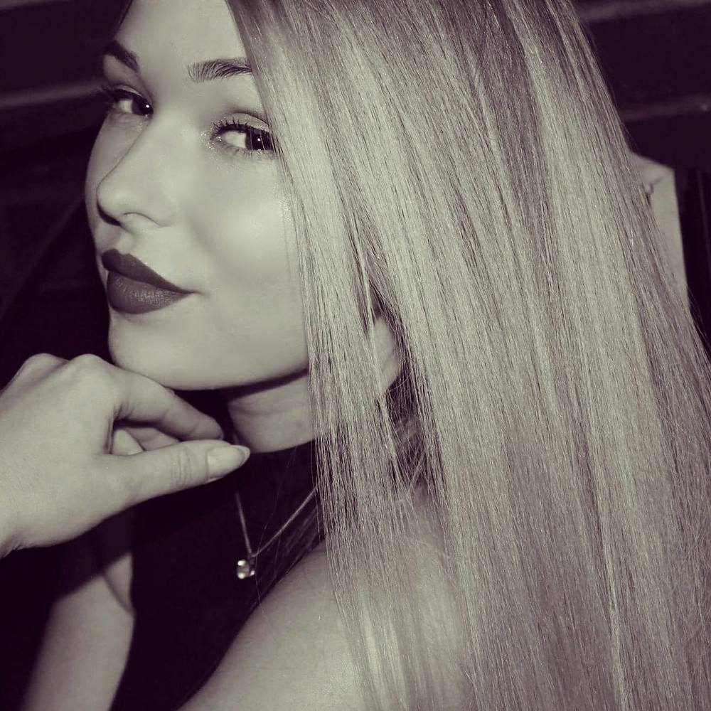 Meet your Posher, Carolin