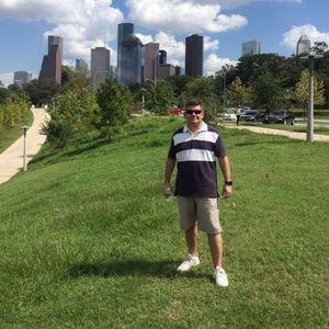 Meet your Posher, Elias