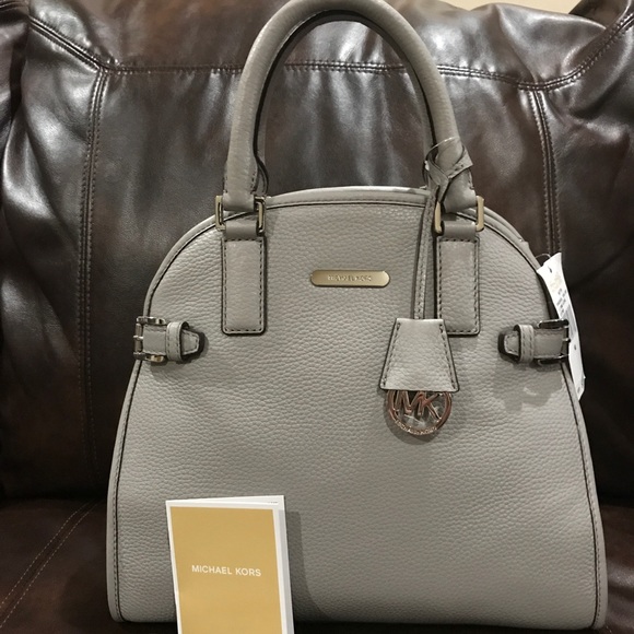 Michael Kors Handbags - *Authentic* Michael Kors Purse; New w/ Tags!