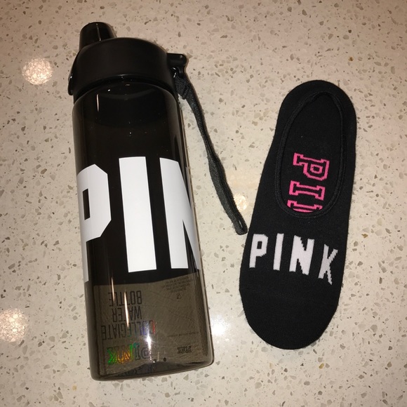 Vs Pink set - Picture 2 of 5