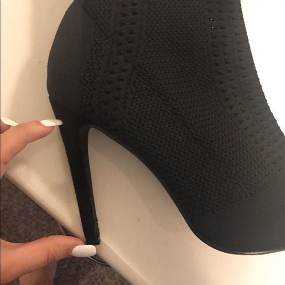 Black Bootie Heels - Picture 5 of 5