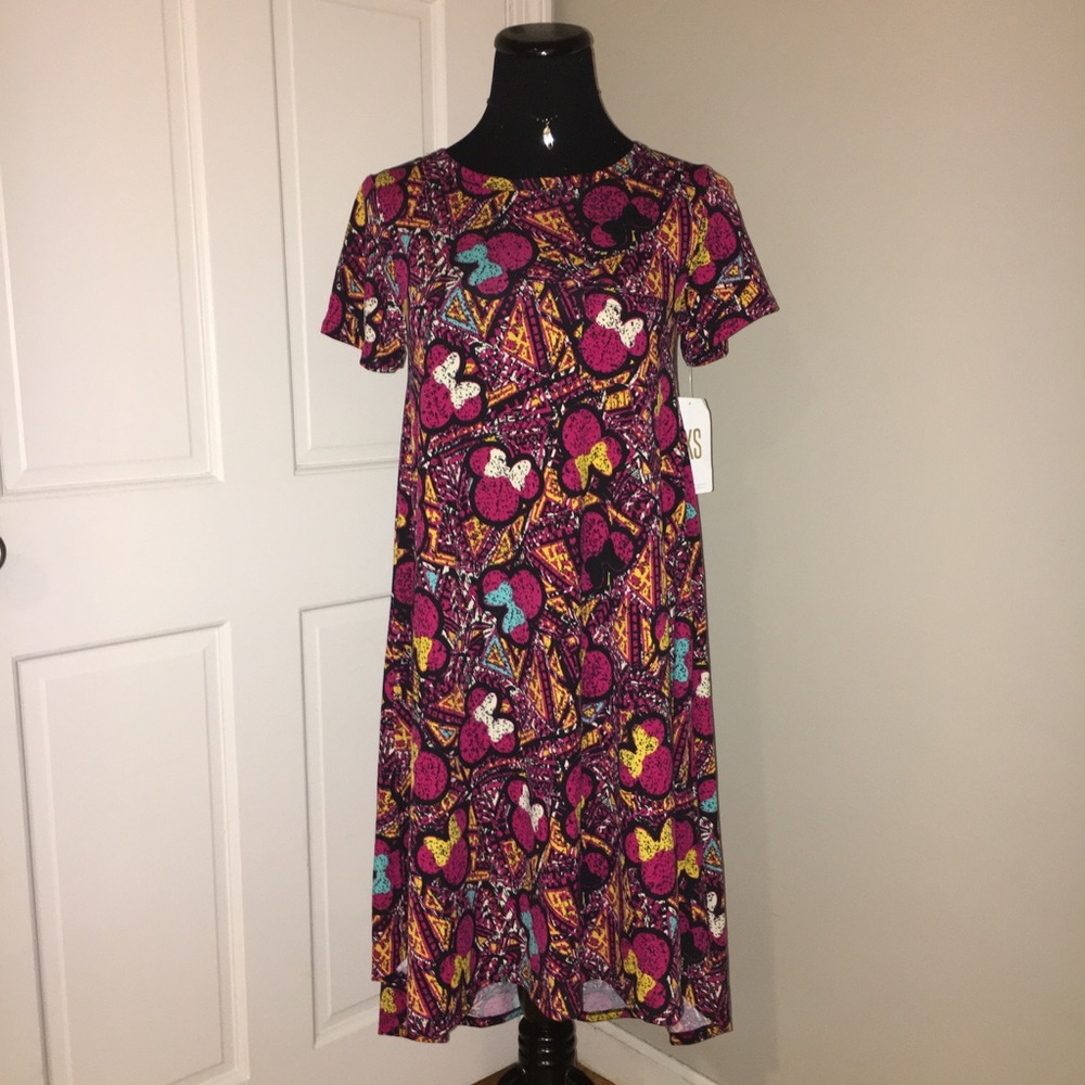 🆕XS LULAROE DISNEY CARLY