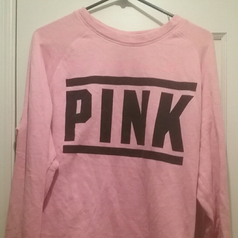 vs pink crew