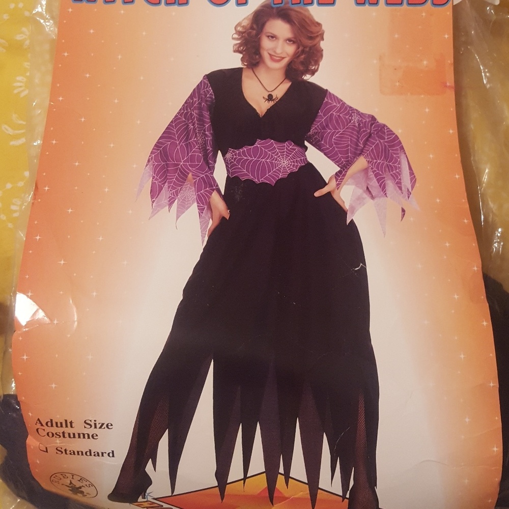 Halloween Costumes Gem