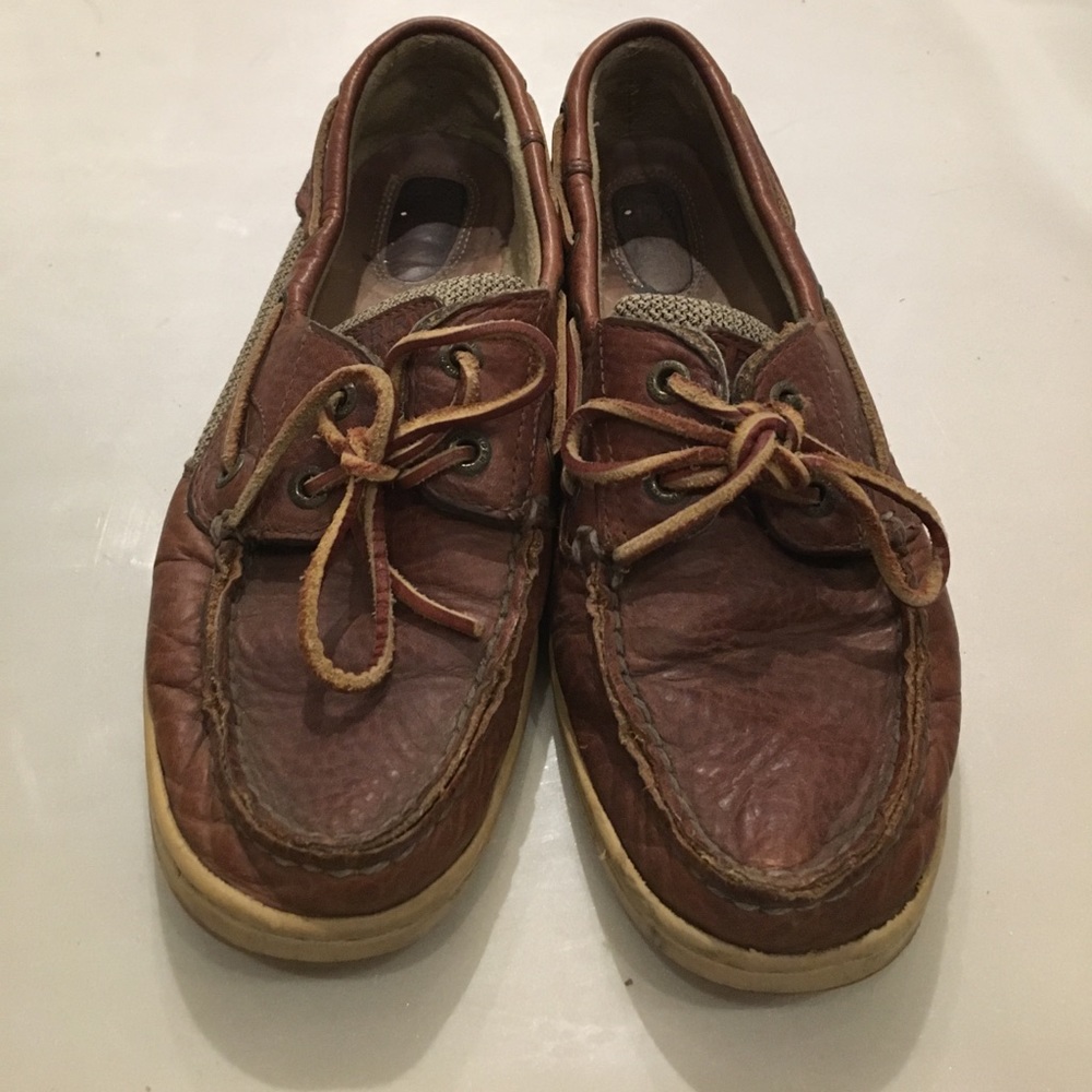 7 1/2 Brown Sperry Boat Shoes