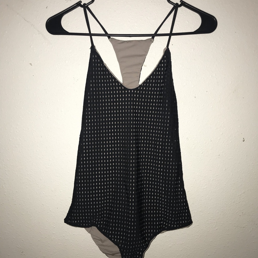 Acacia shadow mesh
