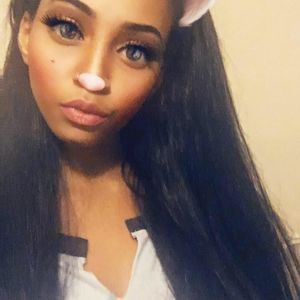 Meet your Posher, Alize