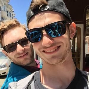 Meet your Posher, Drew