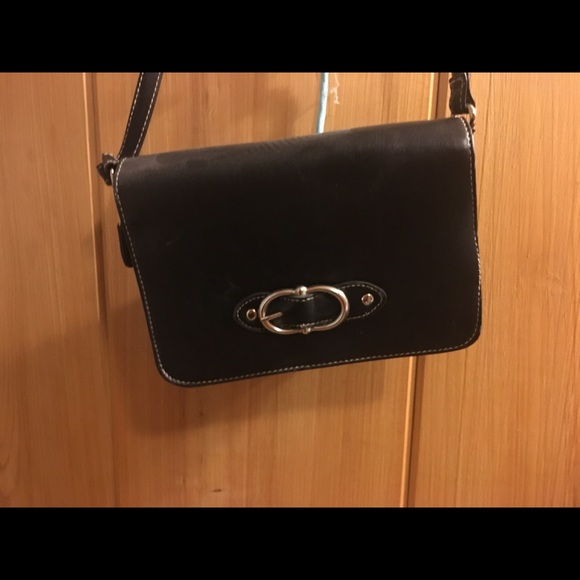 Crossover black purse - Picture 3 of 5