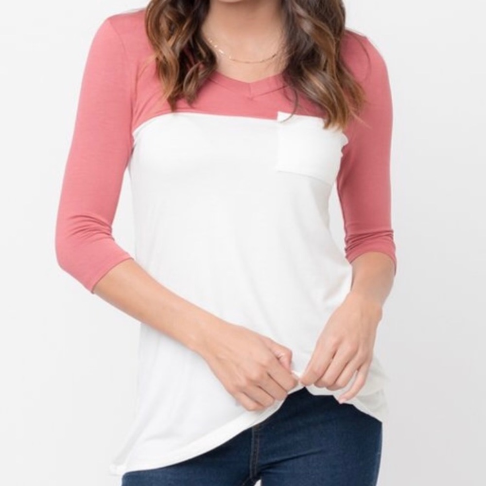 Berry & White Three-Quarter Sleeve Top