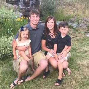 Meet your Posher, Katelyn