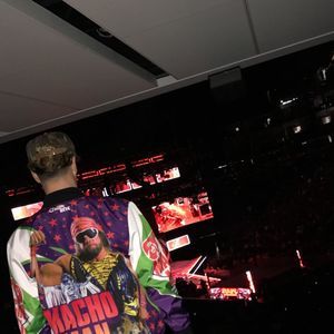 Meet your Posher, Gregory