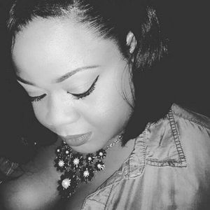 Meet your Posher, Saffra