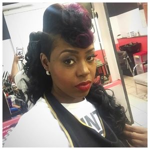 Meet your Posher, Danielle