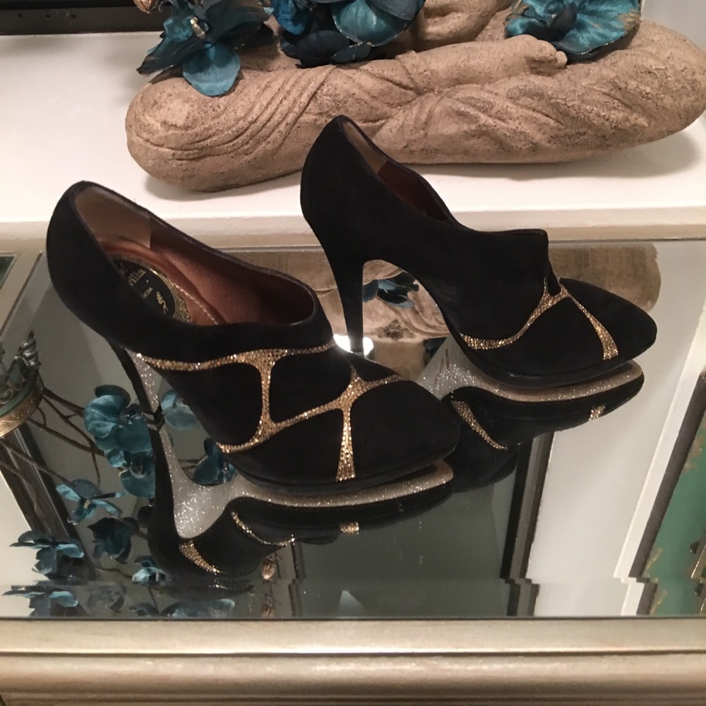 Rene caovilla bootie