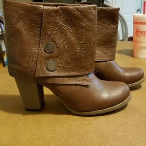 Orginal Mukluks size 10