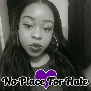 Meet your Posher, Rochelle