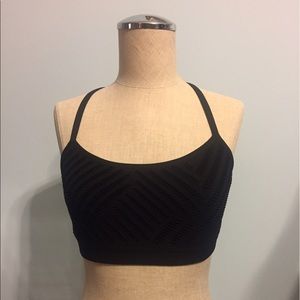 NWT VS Sports Bra