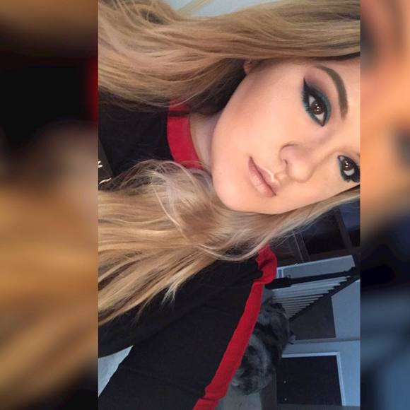 Meet your Posher, Maddie - Picture 1 of 1