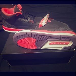 Jordan sneakers; Retro 3s crimson purple 🔥🔥🔥
