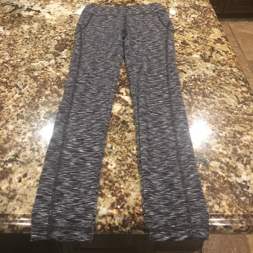 Joe Fresh 8 M Black White pattern Legging
