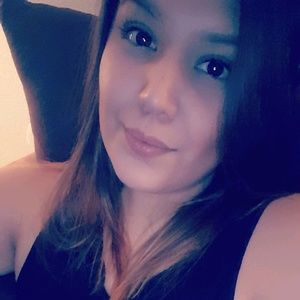 Meet your Posher, Marisa