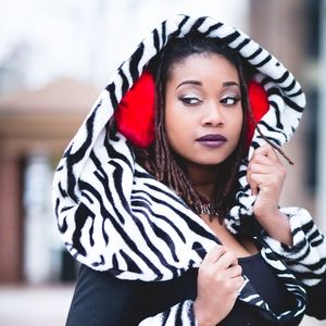 Meet your Posher, Alexandria