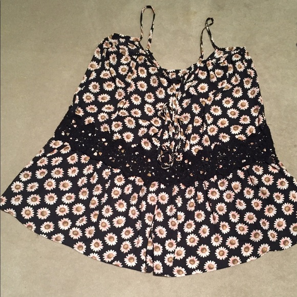 Free People Daisy Print Romper XS - Picture 4 of 8