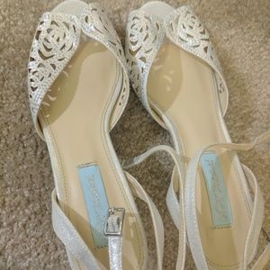 Betsy Johnson shoes ( new )