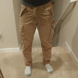 Tapered cargo pants