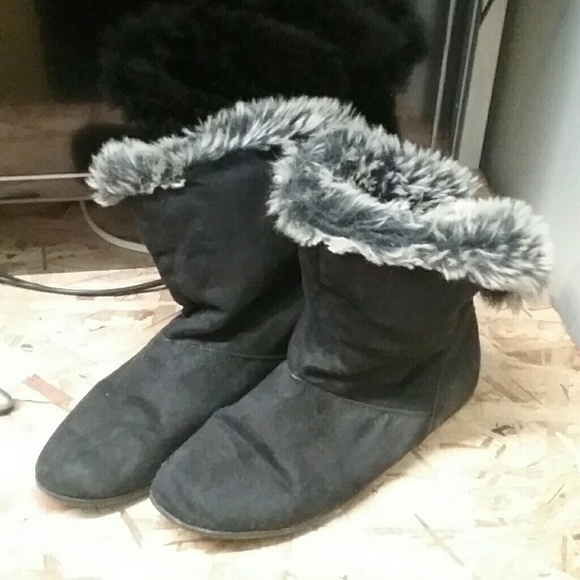 Fur Boots - Picture 1 of 2