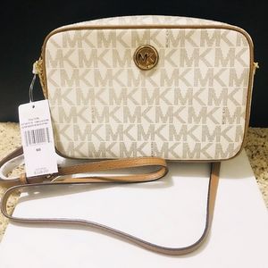 Brand NWT MK Large Vanilla Signature Crossbody