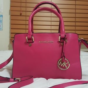 NWOT Michael Kors Selma Handbag Raspberry