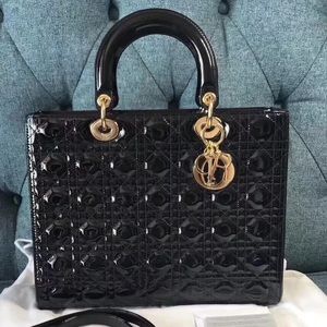 Lady Dior large size. Worn twice.