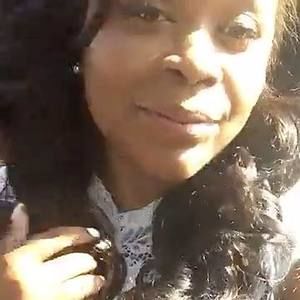 Meet your Posher, Jé