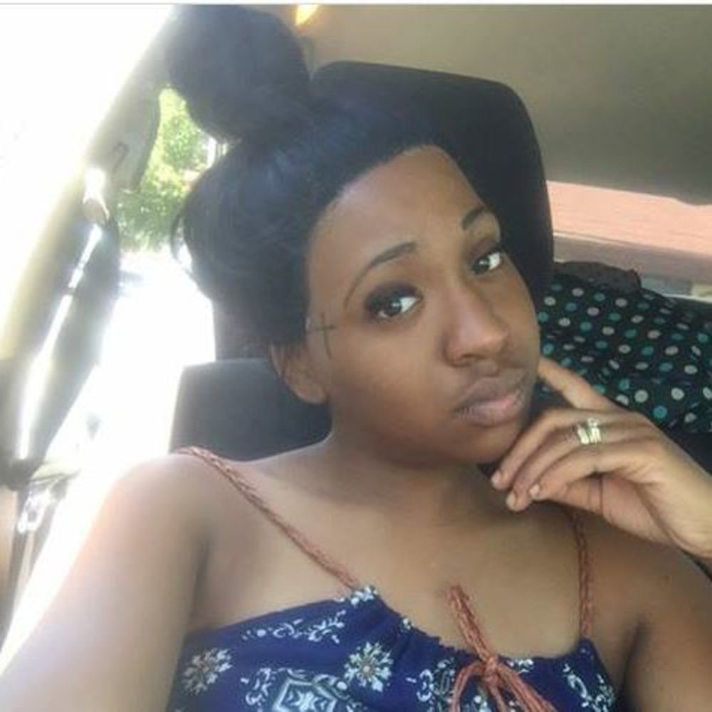 Meet your Posher, Kema