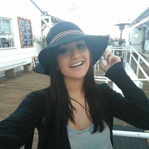 Meet your Posher, Nuria