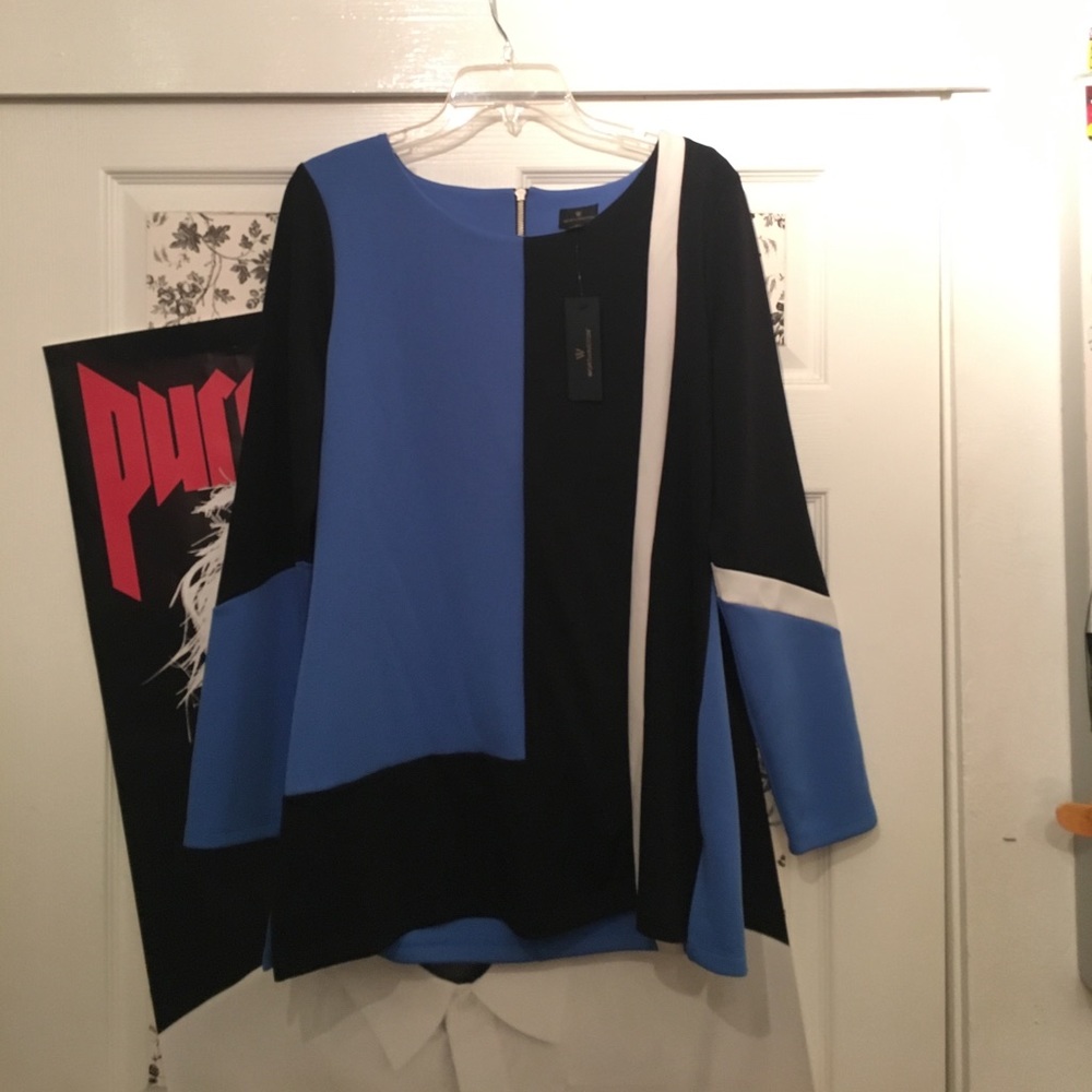 Modern 60s style top