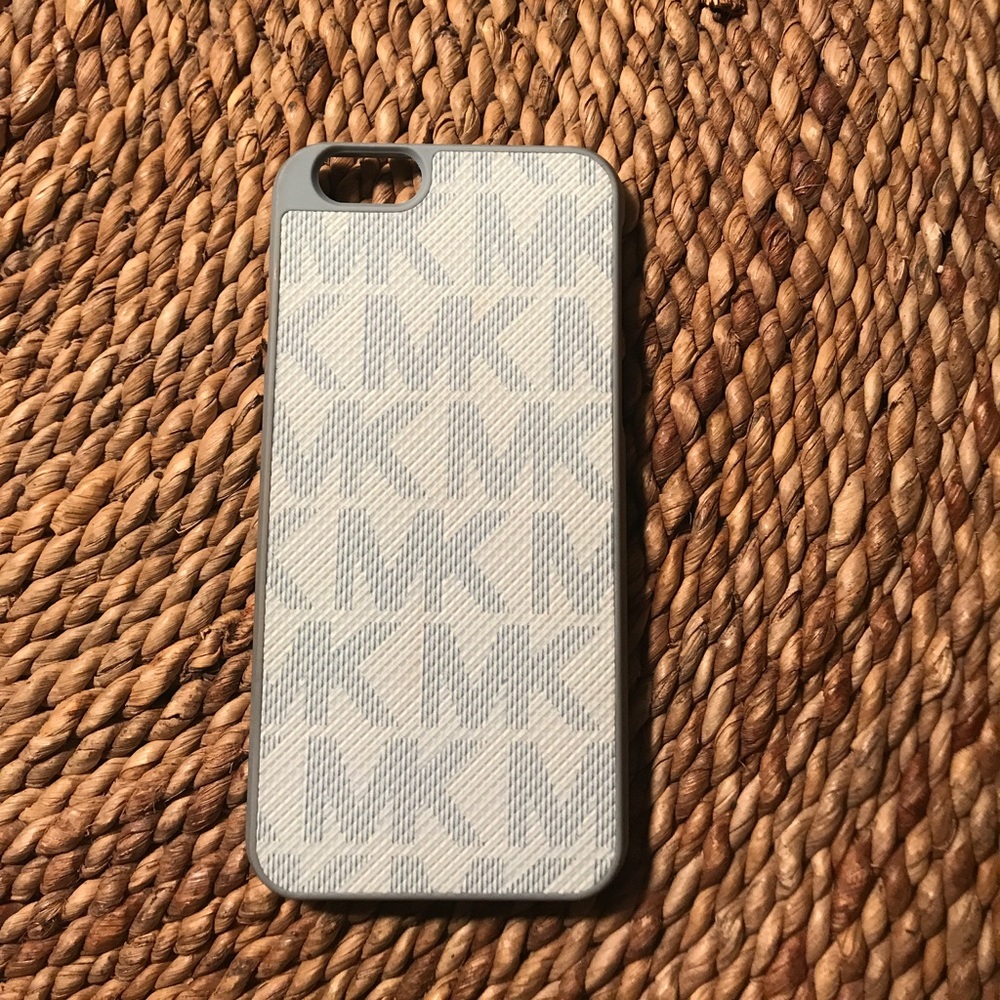 Michael kors iPhone 7 case