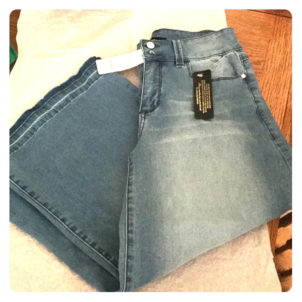 Wide jeans