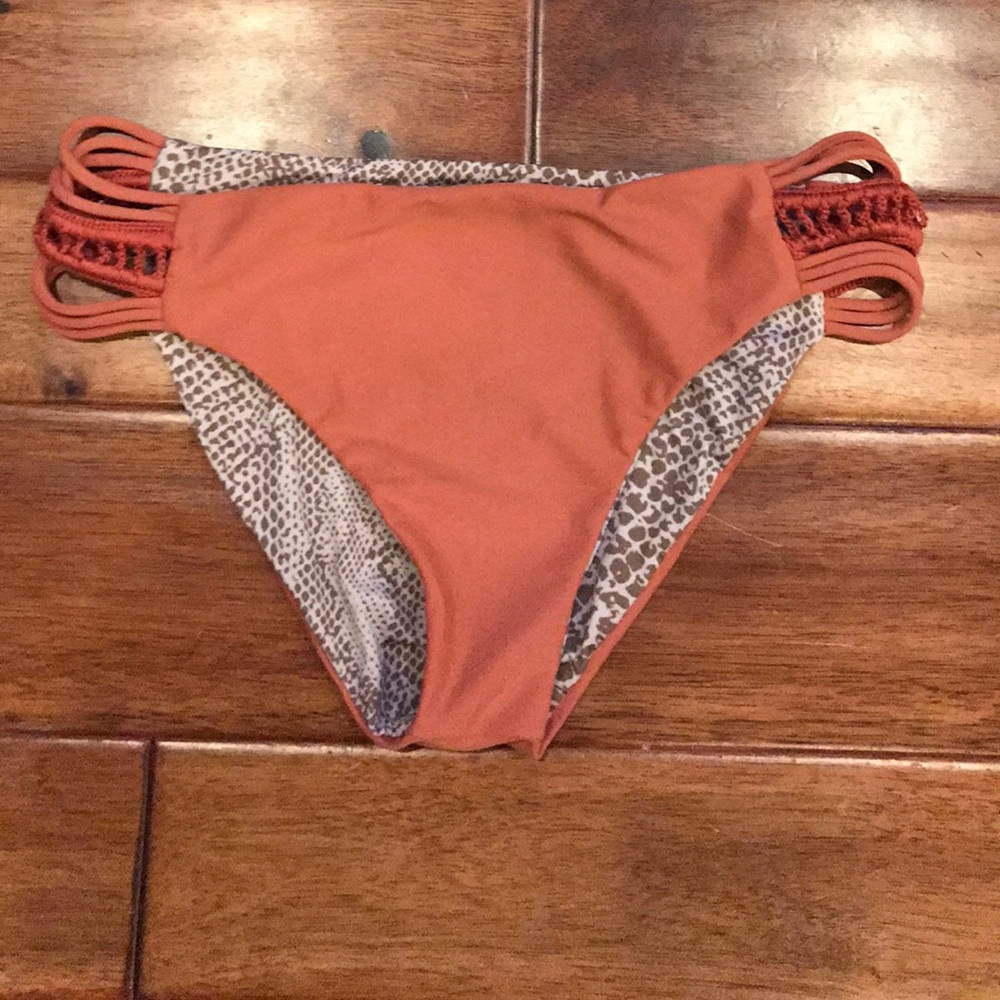 Acacia bingin bottoms in li hing mui. XL