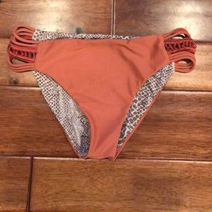 Acacia bingin bottoms in li hing mui. XL